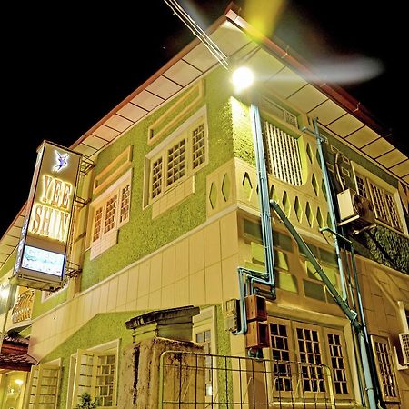 Yee Shin Guest House Hsipaw Bagian luar foto